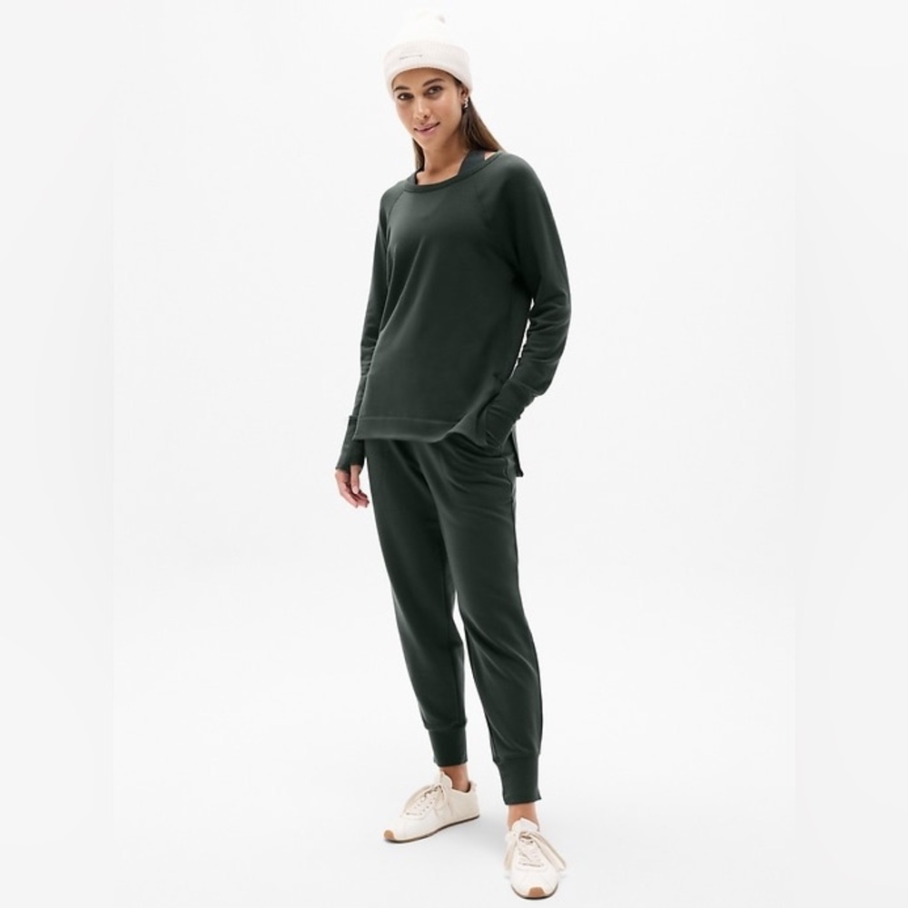 Athleta Coaster Luxe Recover Elm Color Sweatshirt size Large